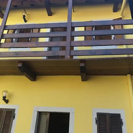 Casa de Férias La Corte Di Nonno Gino *