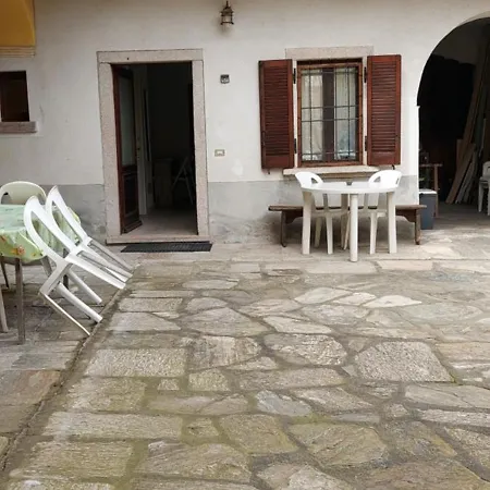 بيت للعطل La Corte Di Nonno Gino