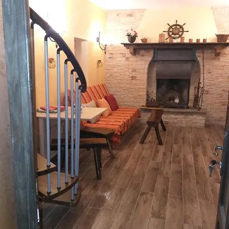 Holiday home La Corte Di Nonno Gino